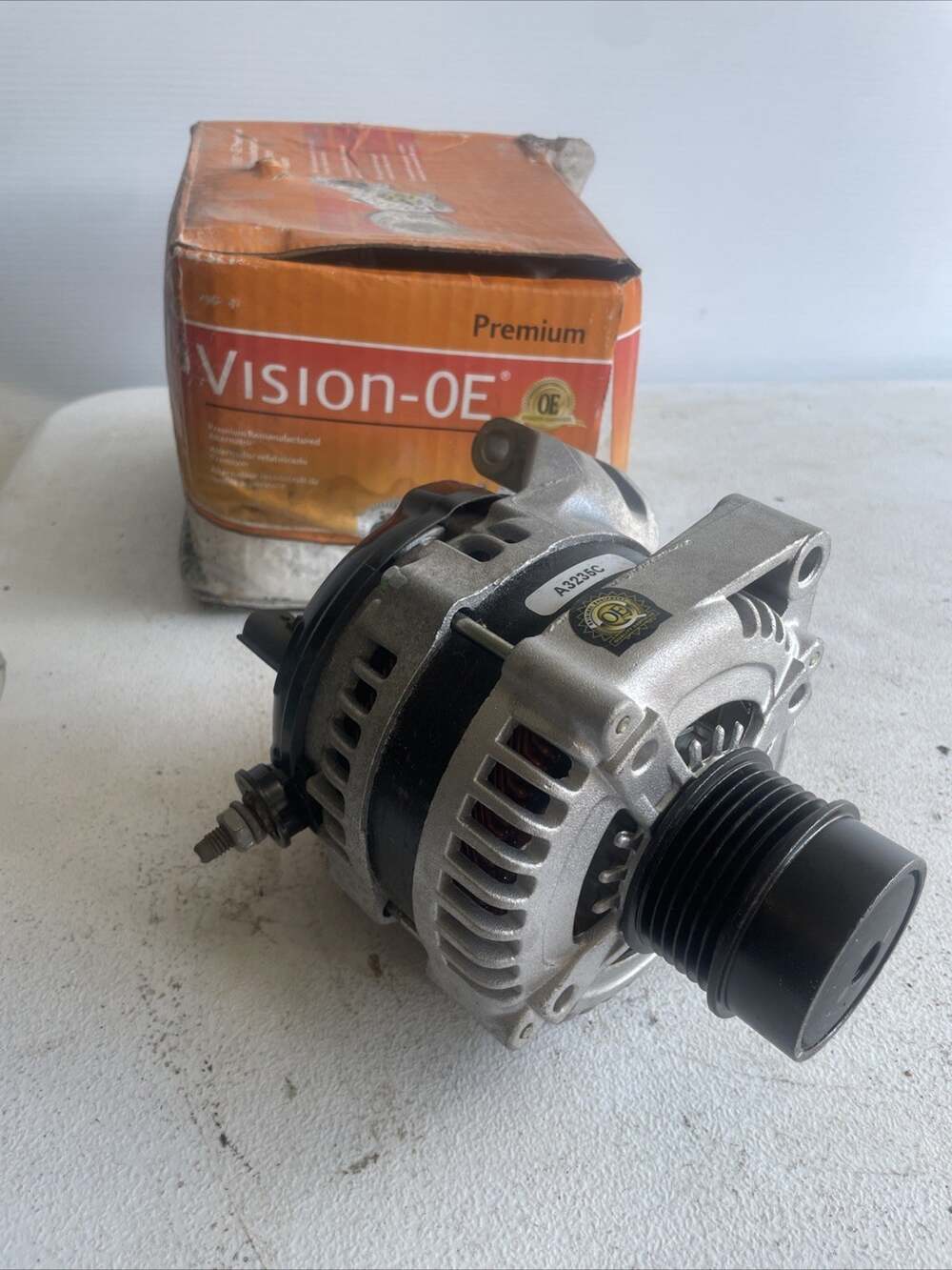 Alternator Vision OE 13870 Reman DAMAGED BOX